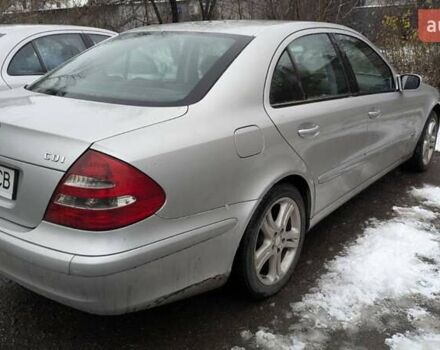 Сірий Мерседес Е-Клас, об'ємом двигуна 2.2 л та пробігом 490 тис. км за 6500 $, фото 3 на Automoto.ua