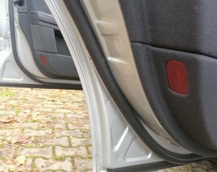 Серый Мерседес Е-Класс, объемом двигателя 1.8 л и пробегом 292 тыс. км за 6900 $, фото 17 на Automoto.ua