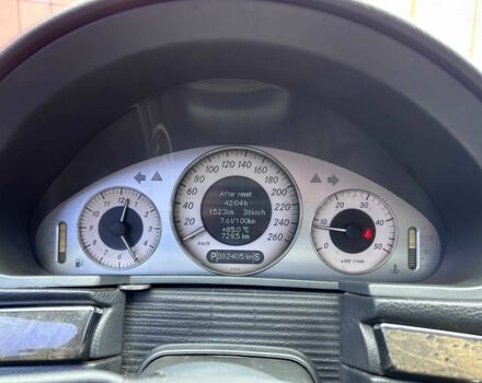 Сірий Мерседес Е-Клас, об'ємом двигуна 2.7 л та пробігом 382 тис. км за 7490 $, фото 14 на Automoto.ua