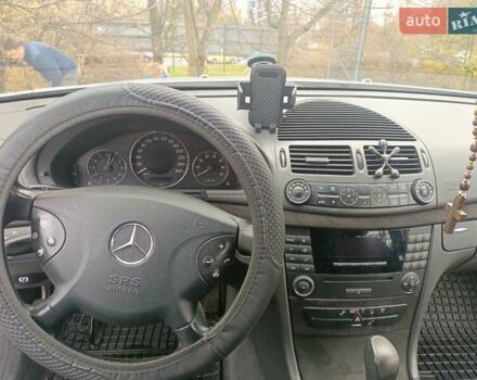 Серый Мерседес Е-Класс, объемом двигателя 1.8 л и пробегом 292 тыс. км за 6900 $, фото 8 на Automoto.ua