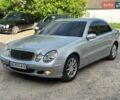 Сірий Мерседес Е-Клас, об'ємом двигуна 2.2 л та пробігом 330 тис. км за 5700 $, фото 1 на Automoto.ua