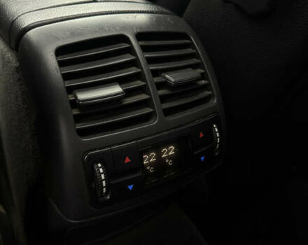 Серый Мерседес Е-Класс, объемом двигателя 3.22 л и пробегом 350 тыс. км за 5999 $, фото 20 на Automoto.ua