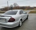 Серый Мерседес Е-Класс, объемом двигателя 2.2 л и пробегом 406 тыс. км за 2650 $, фото 3 на Automoto.ua