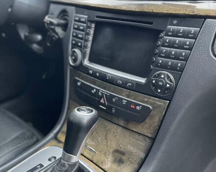 Сірий Мерседес Е-Клас, об'ємом двигуна 2.2 л та пробігом 265 тис. км за 5900 $, фото 38 на Automoto.ua