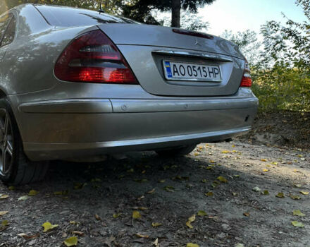 Мерседес Е-Класс 2003 в Черновцах на Automoto.ua Серый Мерседес Е-Класс, объемом двигателя 3.2 л и пробегом 400 тыс. км за 7000 $, фото 32 на Automoto.ua
