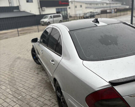 Серый Мерседес Е-Класс, объемом двигателя 2.15 л и пробегом 430 тыс. км за 6999 $, фото 14 на Automoto.ua