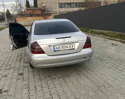 Серый Мерседес Е-Класс, объемом двигателя 2.2 л и пробегом 323 тыс. км за 6700 $, фото 8 на Automoto.ua