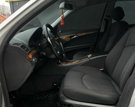 Серый Мерседес Е-Класс, объемом двигателя 2.7 л и пробегом 270 тыс. км за 5950 $, фото 8 на Automoto.ua