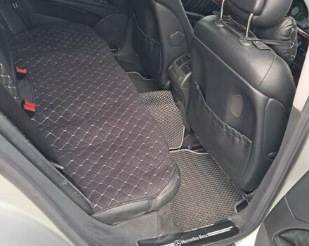 Мерседес Е-Класс 2003 в Лохвице на Automoto.ua Серый Мерседес Е-Класс, объемом двигателя 2 л и пробегом 336 тыс. км за 7000 $, фото 5 на Automoto.ua