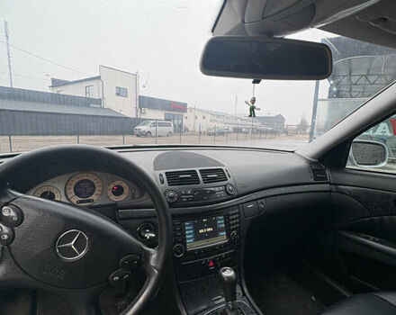 Серый Мерседес Е-Класс, объемом двигателя 2.15 л и пробегом 430 тыс. км за 6999 $, фото 5 на Automoto.ua