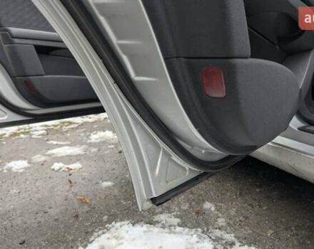 Сірий Мерседес Е-Клас, об'ємом двигуна 2.2 л та пробігом 490 тис. км за 6500 $, фото 6 на Automoto.ua