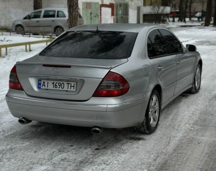 Сірий Мерседес Е-Клас, об'ємом двигуна 2.6 л та пробігом 350 тис. км за 4900 $, фото 3 на Automoto.ua