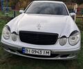 Мерседес Е-Класс 2003 в Лохвице на Automoto.ua Серый Мерседес Е-Класс, объемом двигателя 2 л и пробегом 336 тыс. км за 7000 $, фото 1 на Automoto.ua