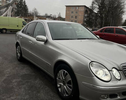 Сірий Мерседес Е-Клас, об'ємом двигуна 2.1 л та пробігом 485 тис. км за 7900 $, фото 5 на Automoto.ua
