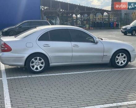 Серый Мерседес Е-Класс, объемом двигателя 2.7 л и пробегом 200 тыс. км за 8000 $, фото 11 на Automoto.ua