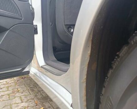 Серый Мерседес Е-Класс, объемом двигателя 1.8 л и пробегом 292 тыс. км за 6900 $, фото 25 на Automoto.ua