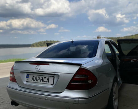 Мерседес Е-Класс 2003 в Львове на Automoto.ua Серый Мерседес Е-Класс, объемом двигателя 4 л и пробегом 330 тыс. км за 9500 $, фото 2 на Automoto.ua