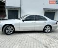 Серый Мерседес Е-Класс, объемом двигателя 2.2 л и пробегом 390 тыс. км за 5000 $, фото 10 на Automoto.ua