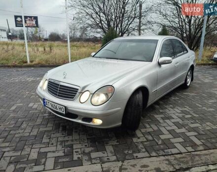 Серый Мерседес Е-Класс, объемом двигателя 2.1 л и пробегом 400 тыс. км за 5300 $, фото 1 на Automoto.ua