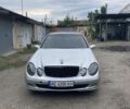Сірий Мерседес Е-Клас, об'ємом двигуна 3.2 л та пробігом 380 тис. км за 5982 $, фото 1 на Automoto.ua