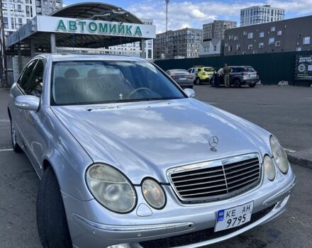 Серый Мерседес Е-Класс, объемом двигателя 3.2 л и пробегом 350 тыс. км за 6150 $, фото 6 на Automoto.ua