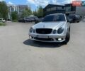 Сірий Мерседес Е-Клас, об'ємом двигуна 5 л та пробігом 271 тис. км за 8000 $, фото 6 на Automoto.ua