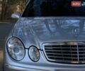 Серый Мерседес Е-Класс, объемом двигателя 2.1 л и пробегом 240 тыс. км за 7500 $, фото 1 на Automoto.ua