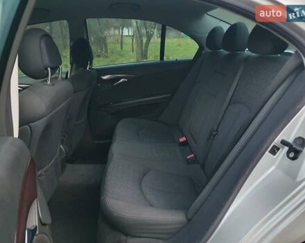 Серый Мерседес Е-Класс, объемом двигателя 1.8 л и пробегом 248 тыс. км за 4800 $, фото 30 на Automoto.ua