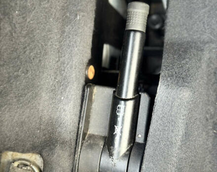 Мерседес Е-Клас 2003 у Сарнах на Automoto.ua Сірий Мерседес Е-Клас, об'ємом двигуна 2.2 л та пробігом 422 тис. км за 6999 $, фото 50 на Automoto.ua