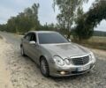 Сірий Мерседес Е-Клас, об'ємом двигуна 3.2 л та пробігом 300 тис. км за 6000 $, фото 1 на Automoto.ua