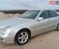 Серый Мерседес Е-Класс, объемом двигателя 2.69 л и пробегом 421 тыс. км за 6900 $, фото 5 на Automoto.ua