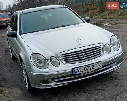 Серый Мерседес Е-Класс, объемом двигателя 2.69 л и пробегом 350 тыс. км за 6600 $, фото 1 на Automoto.ua