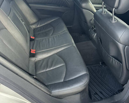 Серый Мерседес Е-Класс, объемом двигателя 1.8 л и пробегом 130 тыс. км за 8900 $, фото 8 на Automoto.ua