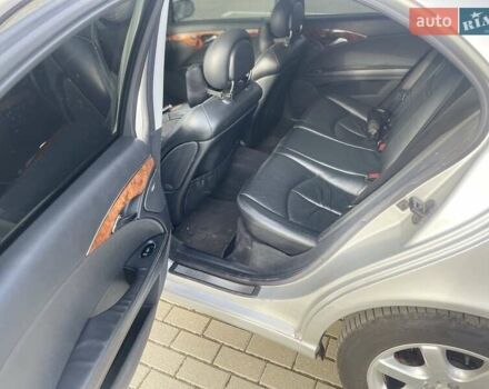 Серый Мерседес Е-Класс, объемом двигателя 2.7 л и пробегом 200 тыс. км за 8000 $, фото 6 на Automoto.ua