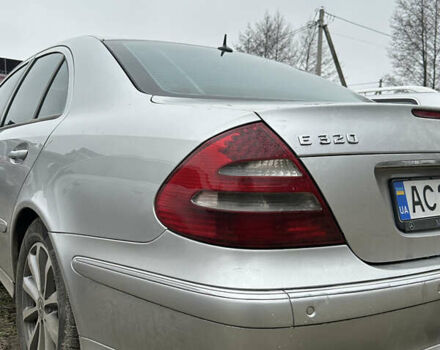 Серый Мерседес Е-Класс, объемом двигателя 3.2 л и пробегом 480 тыс. км за 7700 $, фото 2 на Automoto.ua