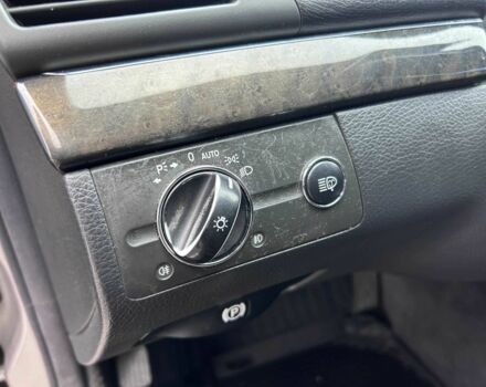 Сірий Мерседес Е-Клас, об'ємом двигуна 2.7 л та пробігом 382 тис. км за 7490 $, фото 16 на Automoto.ua