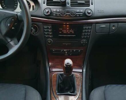 Серый Мерседес Е-Класс, объемом двигателя 1.8 л и пробегом 248 тыс. км за 4800 $, фото 22 на Automoto.ua