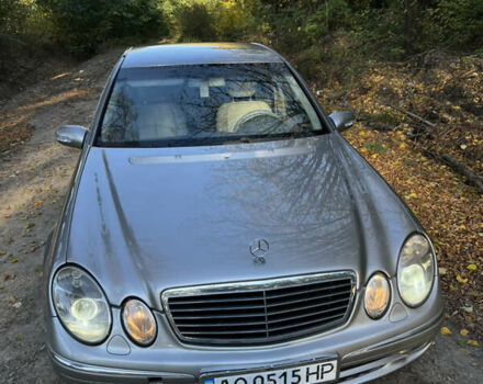 Мерседес Е-Класс 2003 в Черновцах на Automoto.ua Серый Мерседес Е-Класс, объемом двигателя 3.2 л и пробегом 400 тыс. км за 7000 $, фото 23 на Automoto.ua