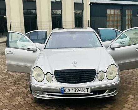 Серый Мерседес Е-Класс, объемом двигателя 3.2 л и пробегом 528 тыс. км за 4500 $, фото 7 на Automoto.ua