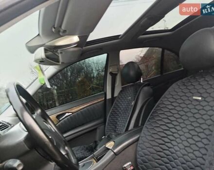 Серый Мерседес Е-Класс, объемом двигателя 2.69 л и пробегом 350 тыс. км за 6600 $, фото 9 на Automoto.ua