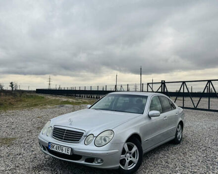 Сірий Мерседес Е-Клас, об'ємом двигуна 2.2 л та пробігом 325 тис. км за 6700 $, фото 2 на Automoto.ua