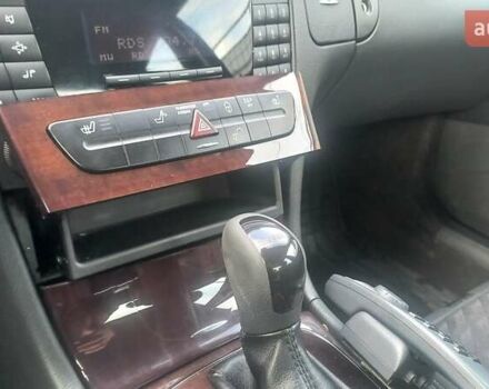 Сірий Мерседес Е-Клас, об'ємом двигуна 2.15 л та пробігом 244 тис. км за 4950 $, фото 12 на Automoto.ua