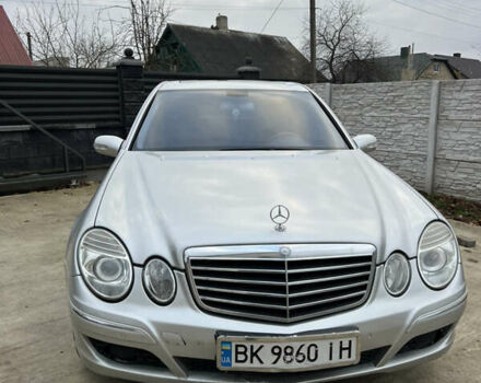 Серый Мерседес Е-Класс, объемом двигателя 2.7 л и пробегом 370 тыс. км за 5550 $, фото 8 на Automoto.ua