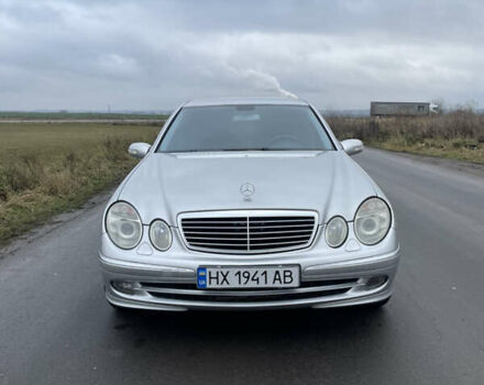 Сірий Мерседес Е-Клас, об'ємом двигуна 2.2 л та пробігом 265 тис. км за 5900 $, фото 3 на Automoto.ua