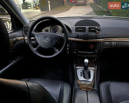 Серый Мерседес Е-Класс, объемом двигателя 3.22 л и пробегом 350 тыс. км за 6999 $, фото 11 на Automoto.ua