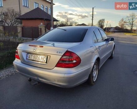 Мерседес Е-Класс 2003 в Коломые на Automoto.ua Серый Мерседес Е-Класс, объемом двигателя 2.15 л и пробегом 400 тыс. км за 5600 $, фото 5 на Automoto.ua