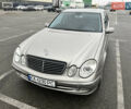 Сірий Мерседес Е-Клас, об'ємом двигуна 2.2 л та пробігом 355 тис. км за 7000 $, фото 1 на Automoto.ua