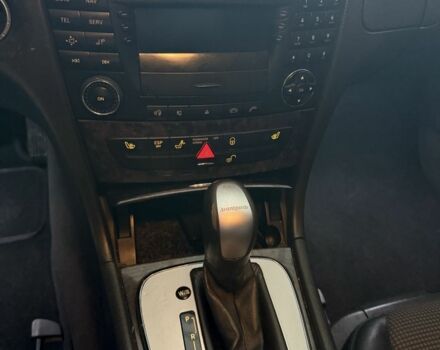 Сірий Мерседес Е-Клас, об'ємом двигуна 2.1 л та пробігом 350 тис. км за 7999 $, фото 11 на Automoto.ua