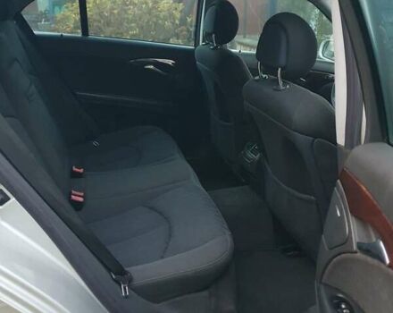 Серый Мерседес Е-Класс, объемом двигателя 1.8 л и пробегом 248 тыс. км за 4800 $, фото 28 на Automoto.ua