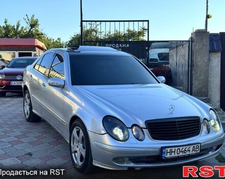 Мерседес Е-Класс 2003 в Николаеве на Automoto.ua Серый Мерседес Е-Класс, объемом двигателя 3.2 л и пробегом 400 тыс. км за 5799 $, фото 1 на Automoto.ua